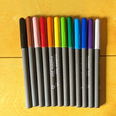 Feutres lavables à l'eau pour coloriages lavables - 12 couleurs