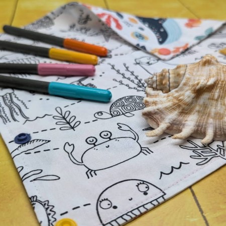 Coloriage lavable compact sur le thème des animaux marins avec détail sur le motif du coloriage
