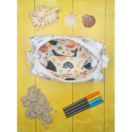 Extérieur de la trousse à colorier aux motifs des animaux de la mer