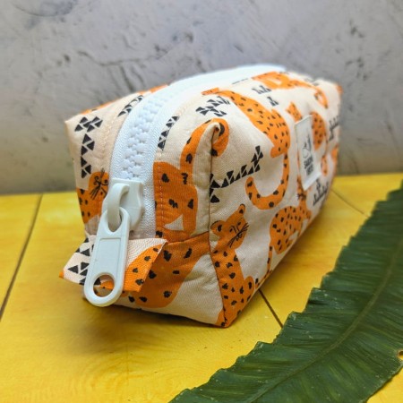 Fermeture éclair de la trousse à colorier guépards oranges