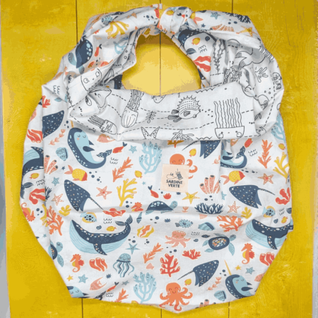 Tapis à colorier animaux marins plié au format sac