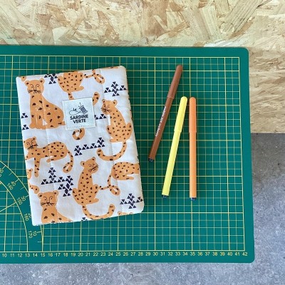 Cahier d'activités lavable - Guépards et dinos - Modèle unique