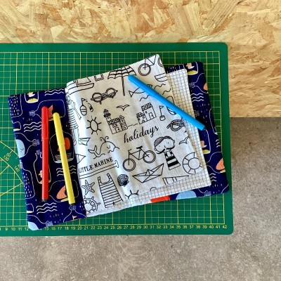 Cahier d'activités lavable - Bord de mer et crabe - Modèle unique