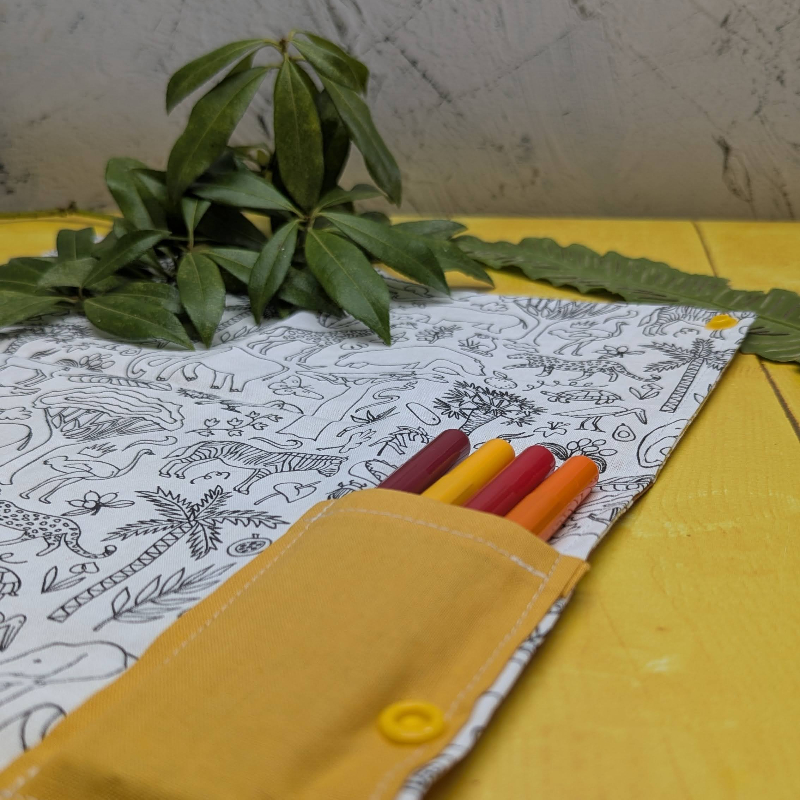coloriage tissu safari